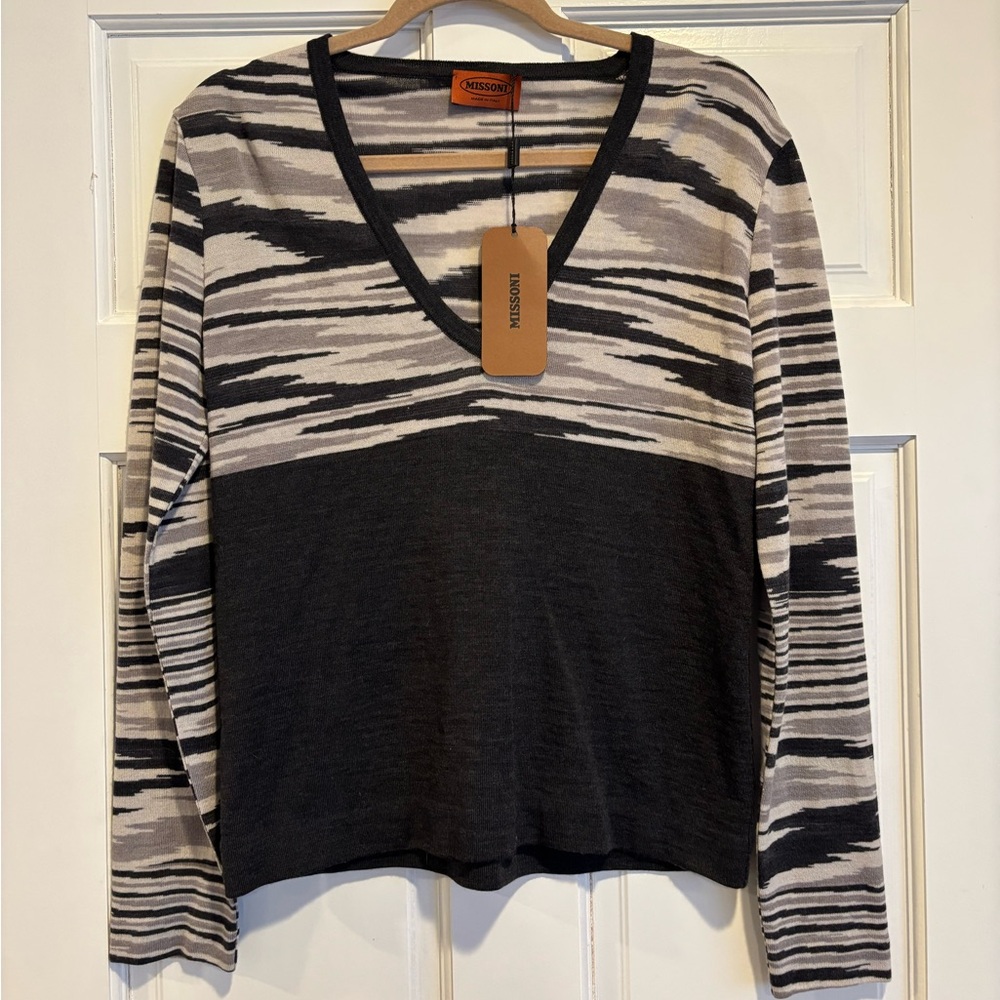 Missoni Long Sleeve v-neck Sweater, Women's Size IT 44 US 10, grey